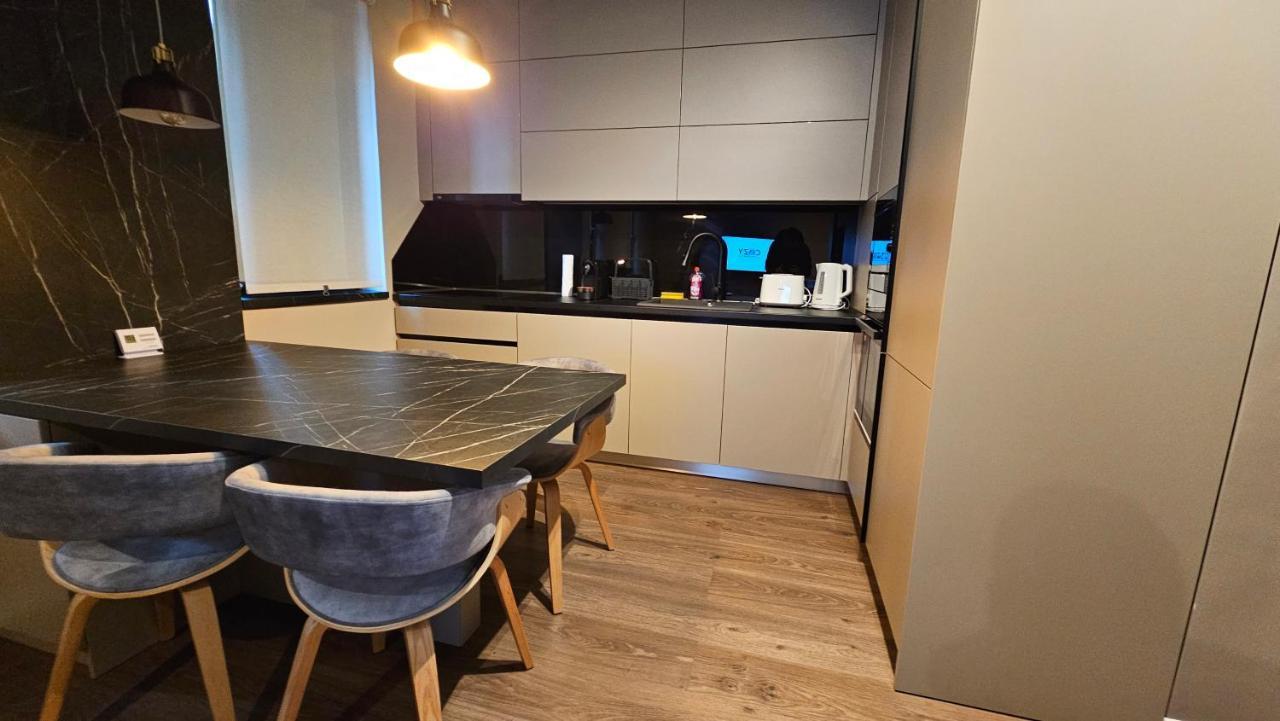 Deluxe Cozy Studios On Central M Eminescu Street #Targu Mures Ngoại thất bức ảnh