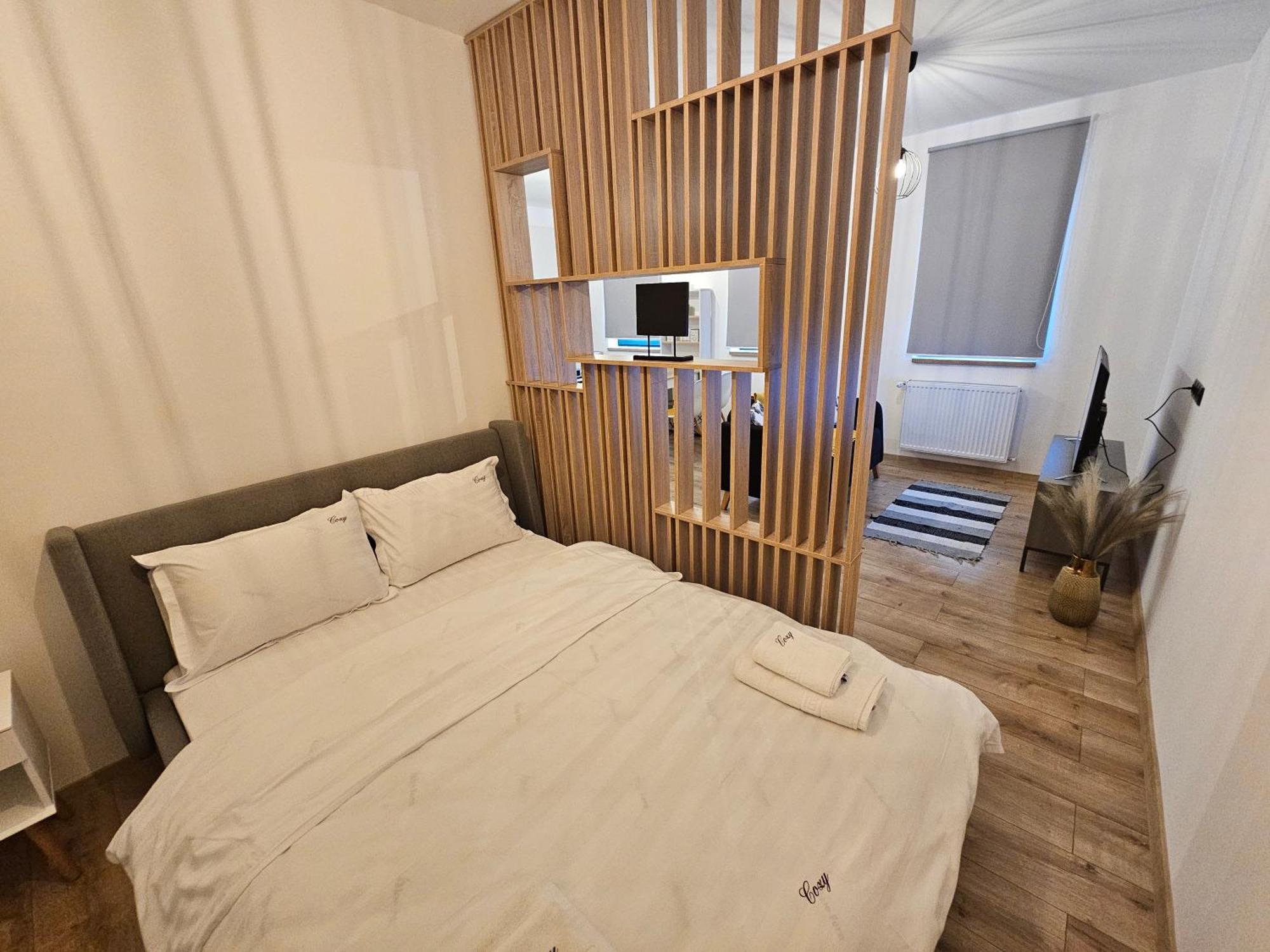 Deluxe Cozy Studios On Central M Eminescu Street #Targu Mures Ngoại thất bức ảnh